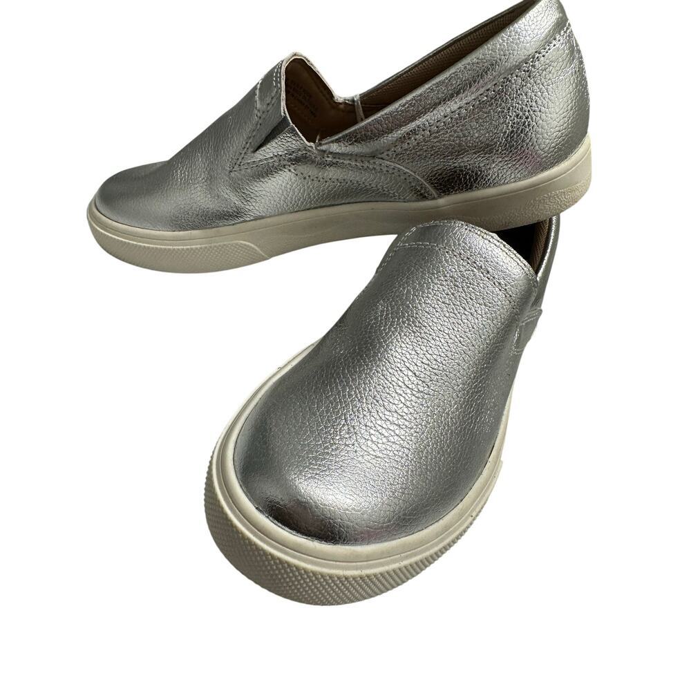 Blondo Garity Waterproof Slip-On Sneakers Size 6M